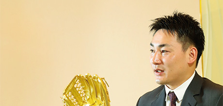 表彰式インタビュー 丸佳浩選手(2019年度受賞)